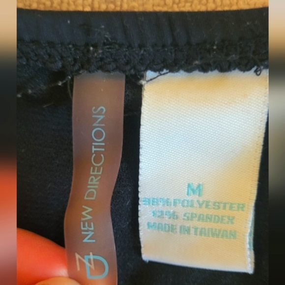 New Directions Black String Bikini Bottom with Pink‎ Accent (Size M) - Picture 3 of 12